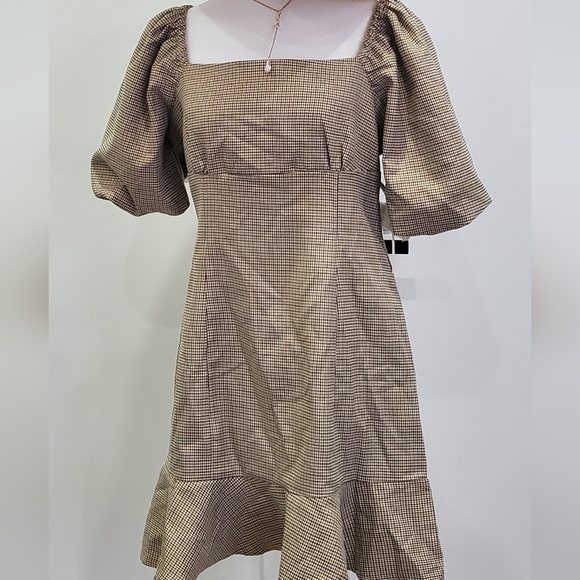 Aqua- Cream mini dress - Picture 8 of 8